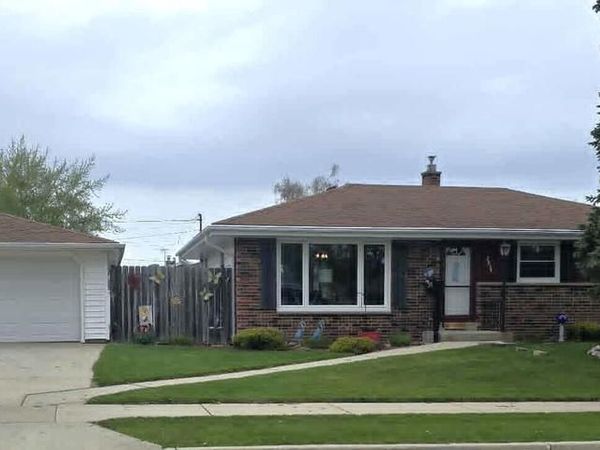 2834 Eaton LANE, Cudahy, WI 53110