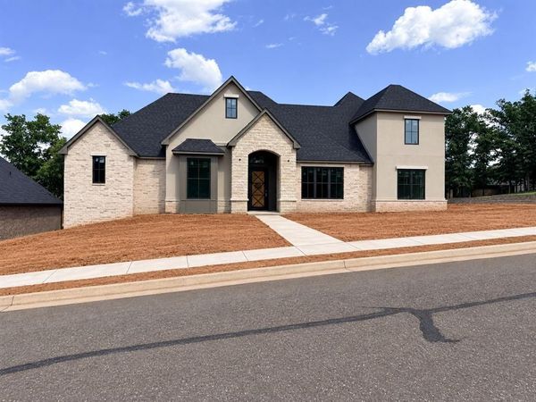 3024 Fountain Creek Drive, Edmond, OK 73034