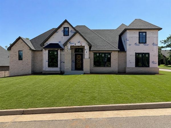 3024 Fountain Creek Drive, Edmond, OK 73034