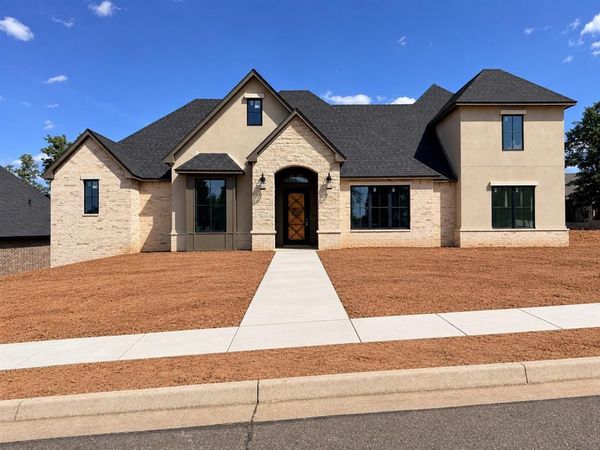 3024 Fountain Creek Drive, Edmond, OK 73034