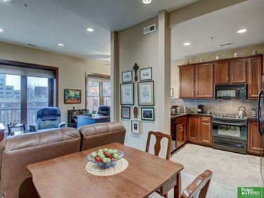 210 S 16th Street, Omaha, NE 68102
