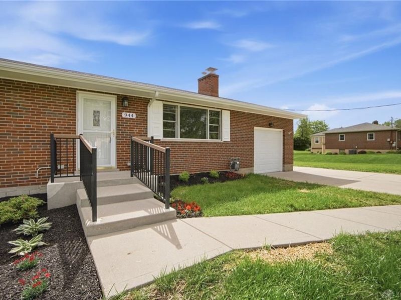 944 Indianwood Drive, Mason, OH 45040 Photo 5