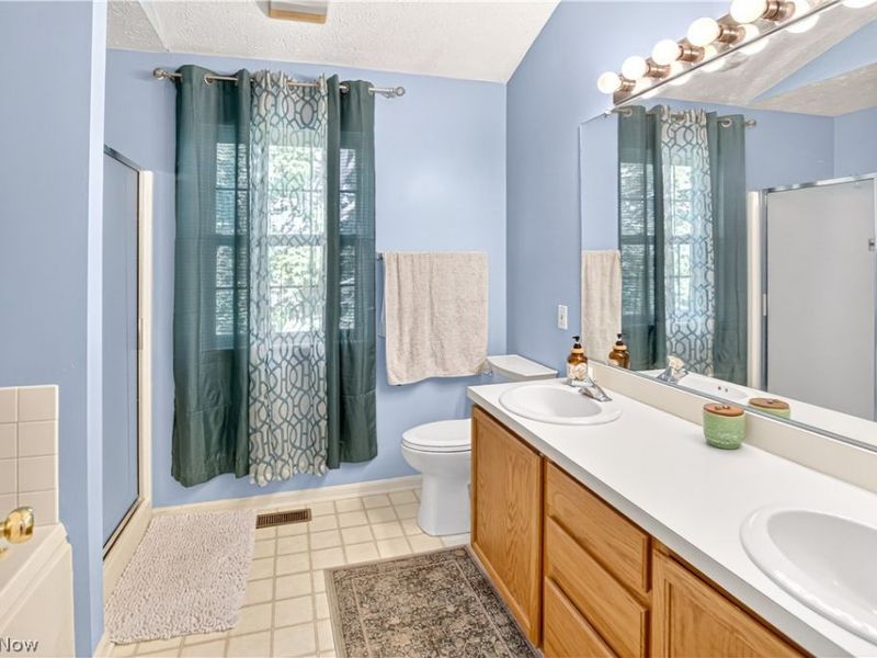 4267 Western Reserve Drive , Brunswick, OH 44212 Photo 24
