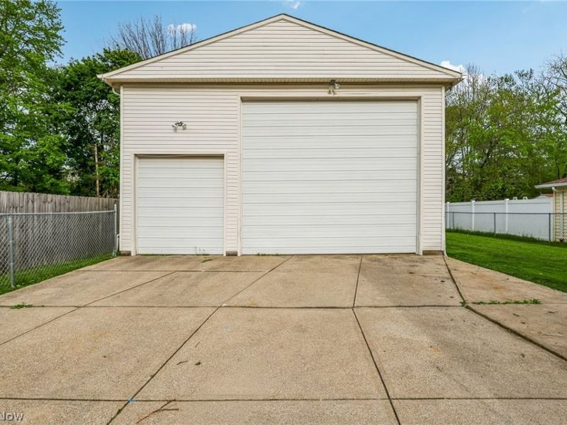 6293 Brookmere Drive, Parma Heights, OH 44130 Photo 35