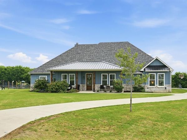 10210 Finch Road, Sanger, TX 76266