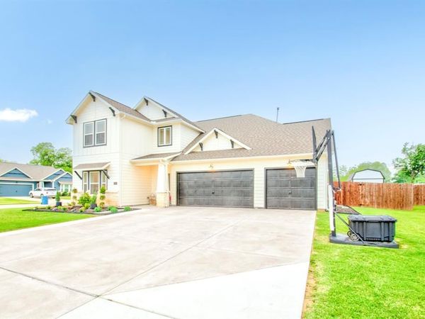 600 Kyle Drive, Tioga, TX 76271