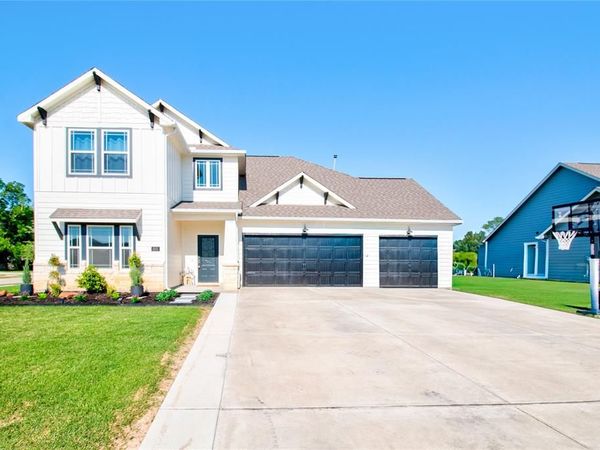 600 Kyle Drive, Tioga, TX 76271