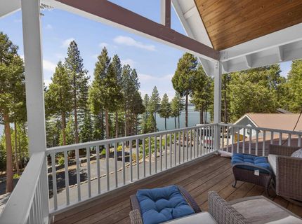 4074 Highway 147, Lake Almanor, CA 96137 Photo