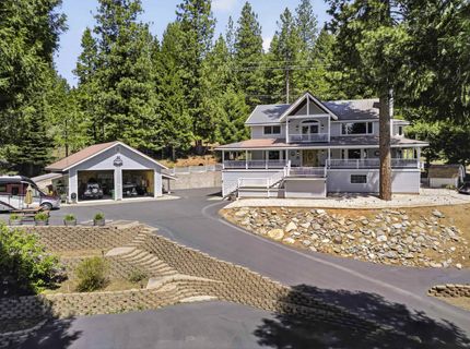 4074 Highway 147, Lake Almanor, CA 96137 Photo