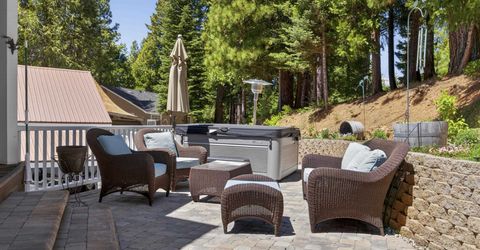 4074 Highway 147, Lake Almanor, CA 96137 Photo