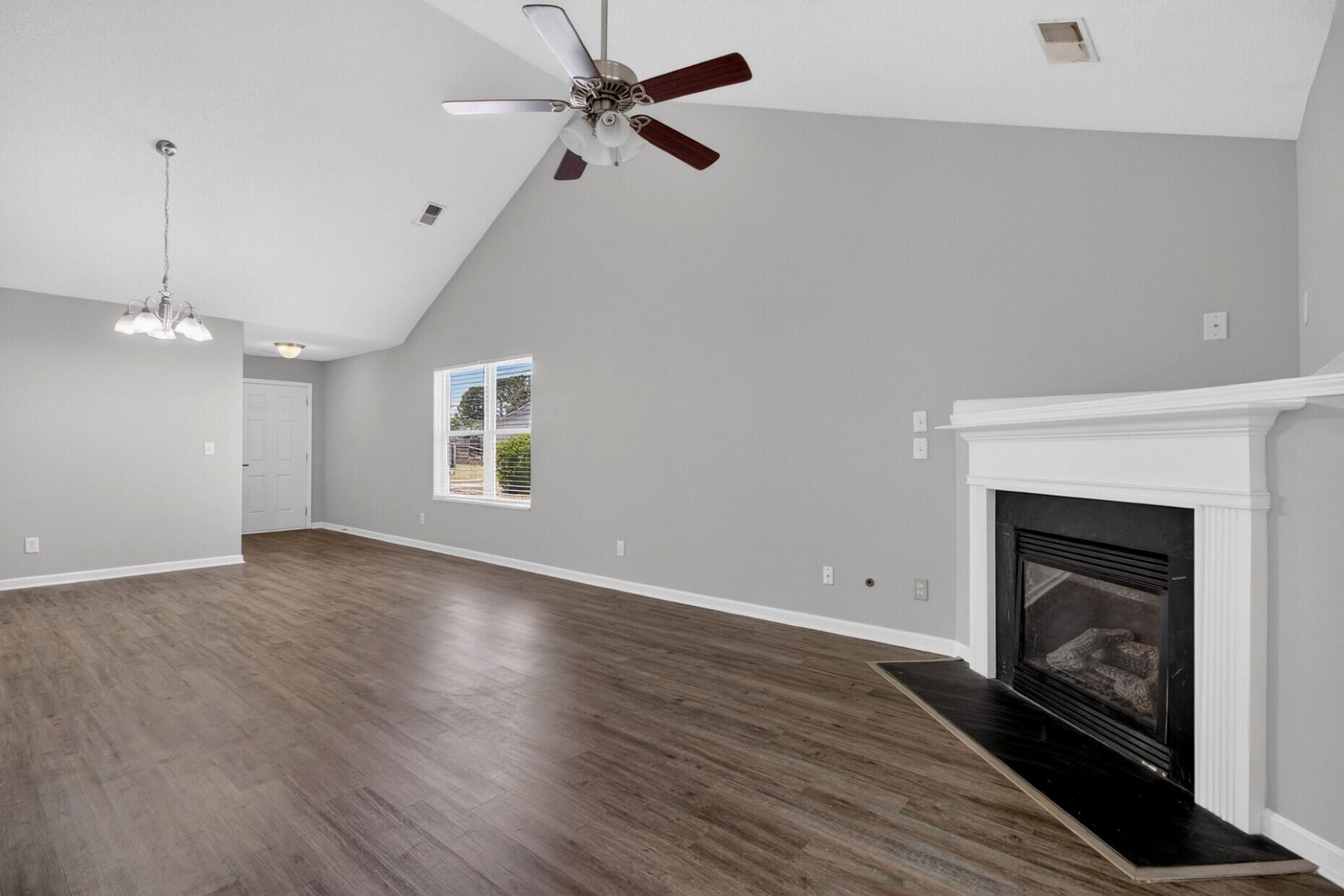 1238 River Rock Road Photo 15