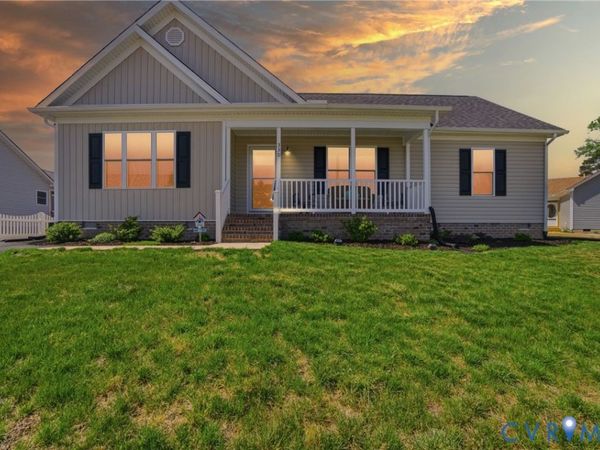 330 Pinecliffe Drive, Colonial Heights, VA 23834
