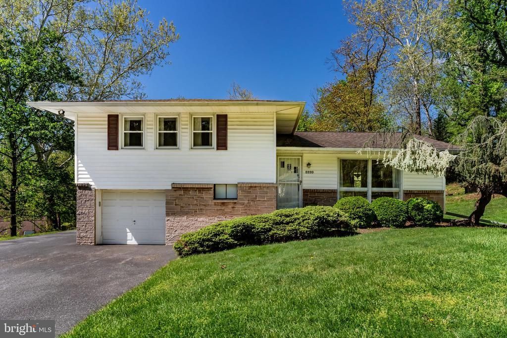 2220 Blue Mountain Parkway, Harrisburg, PA 17112 Main Photo