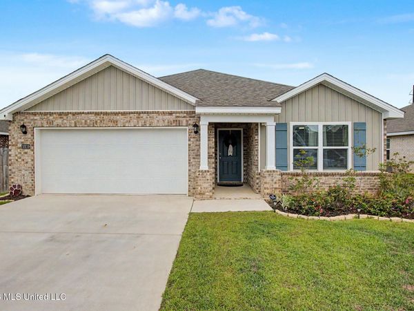 10119 Woodbury Drive, Gulfport, MS 39503