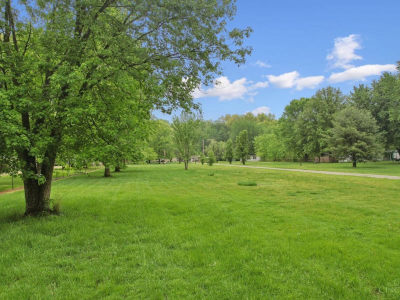 582 Nauvoo Road, Clarksville, OH 45113 Photo 13