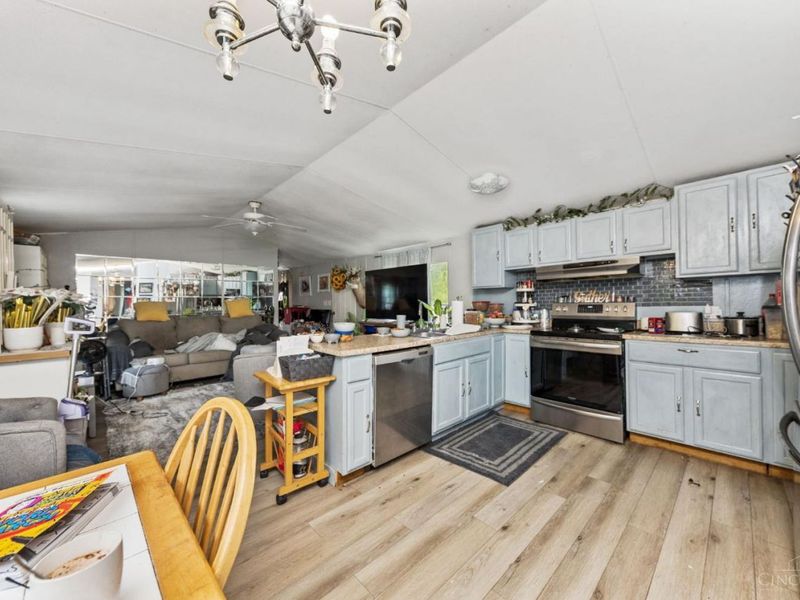 582 Nauvoo Road, Clarksville, OH 45113 Photo 37