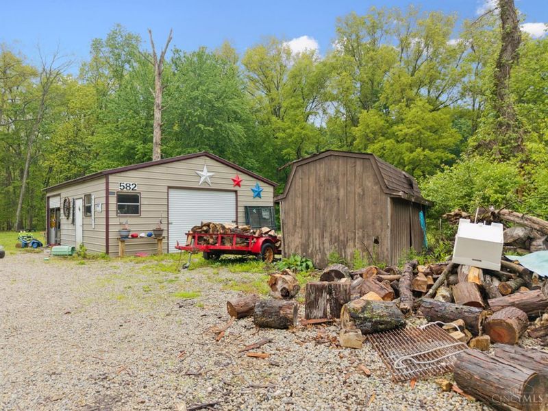 582 Nauvoo Road, Clarksville, OH 45113 Photo 9