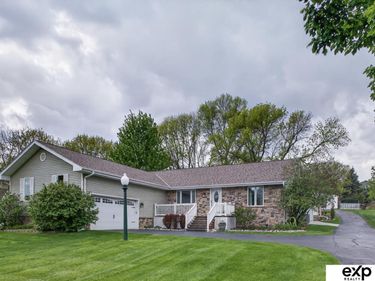 5732 S 185th Street, Omaha, NE 68135