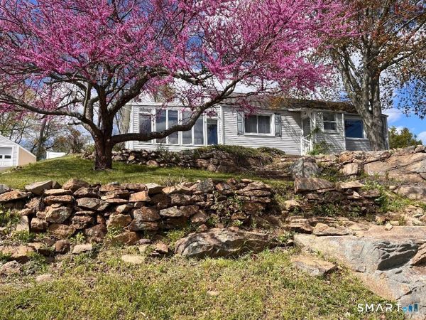 37 Hartman, East Haven, CT 06512