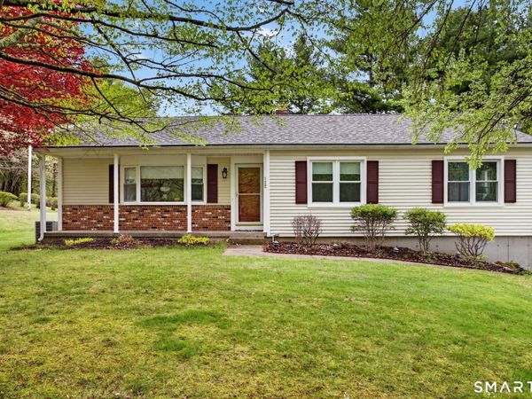 112 Lanes Pond, North Branford, CT 06472