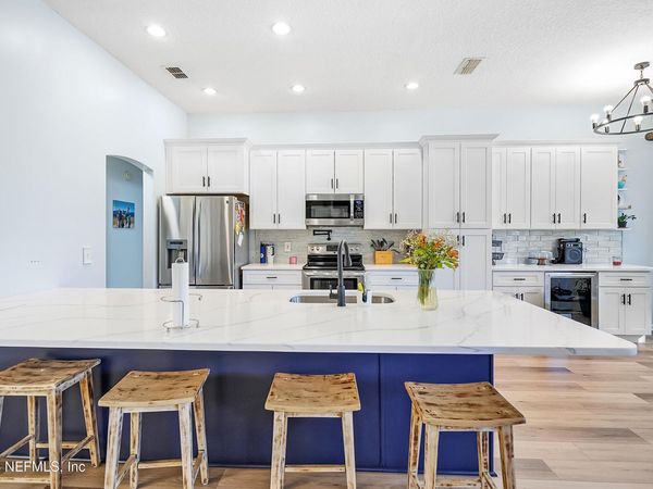 3568 BAY ISLAND Circle, Jacksonville Beach, FL 32250