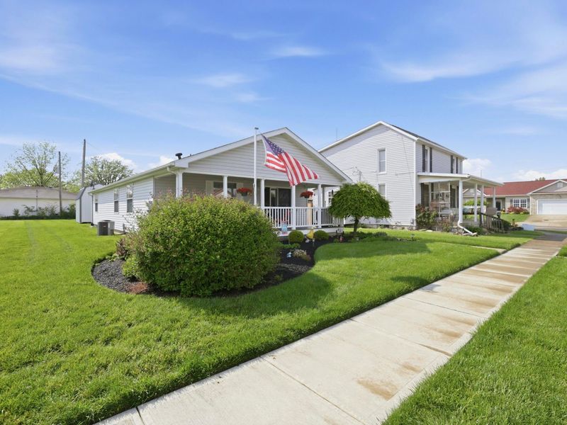 239 Scioto Street, Ashville, OH 43103 Photo 4