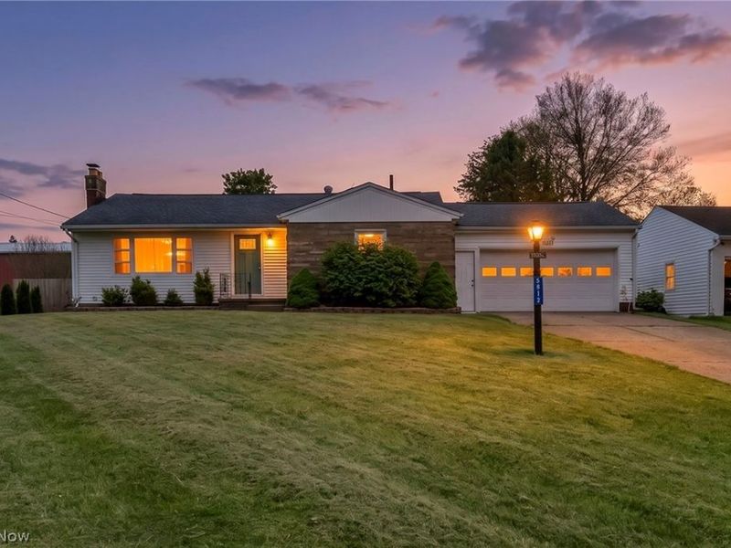 5814 Lake Cable Avenue NW, Canton, OH 44718 Photo 1