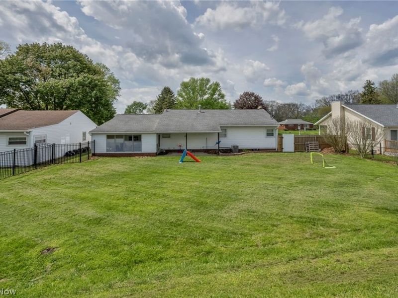5814 Lake Cable Avenue NW, Canton, OH 44718 Photo 35