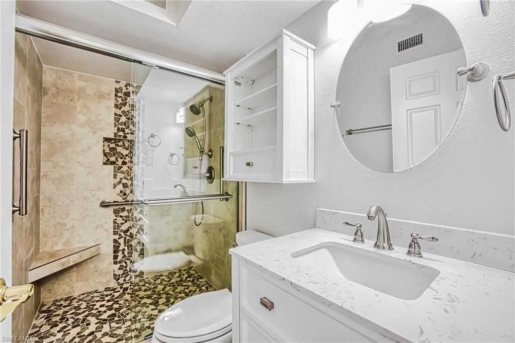 7430 Lake Breeze Dr, Unit 203, Fort Myers, FL 33907 Photo