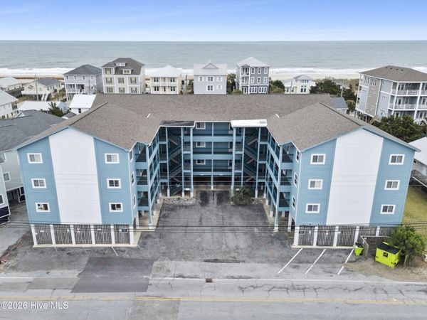 1404 Canal Drive, Unit Apt 18, Carolina Beach, NC 28428