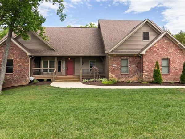 1016 Frisco Hollows Road , Imperial, MO 63052