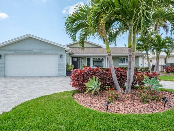 11400 8TH STREET E, TREASURE ISLAND, FL 33706