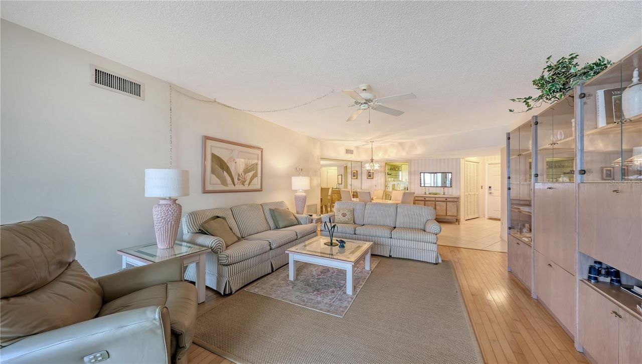 4825 Gulf Of Mexico Drive, Unit 504, Longboat Key, FL 34228 Photo
