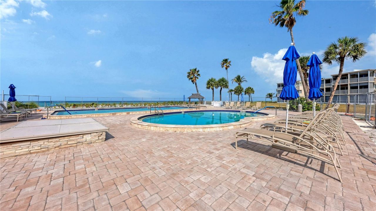4825 Gulf Of Mexico Drive, Unit 504, Longboat Key, FL 34228 Photo