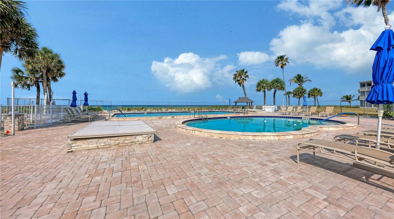 4825 Gulf Of Mexico Drive, Unit 504, Longboat Key, FL 34228 Photo