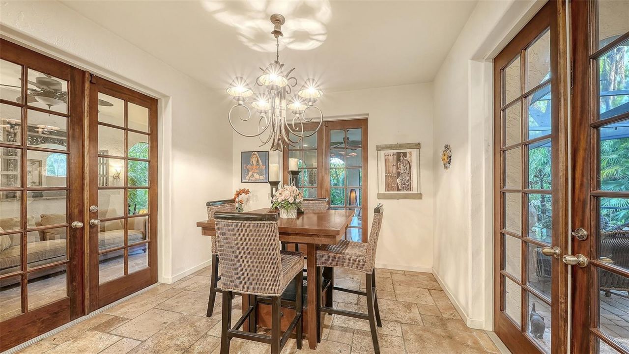 922 Indian Beach Drive, Sarasota, FL 34234 Photo