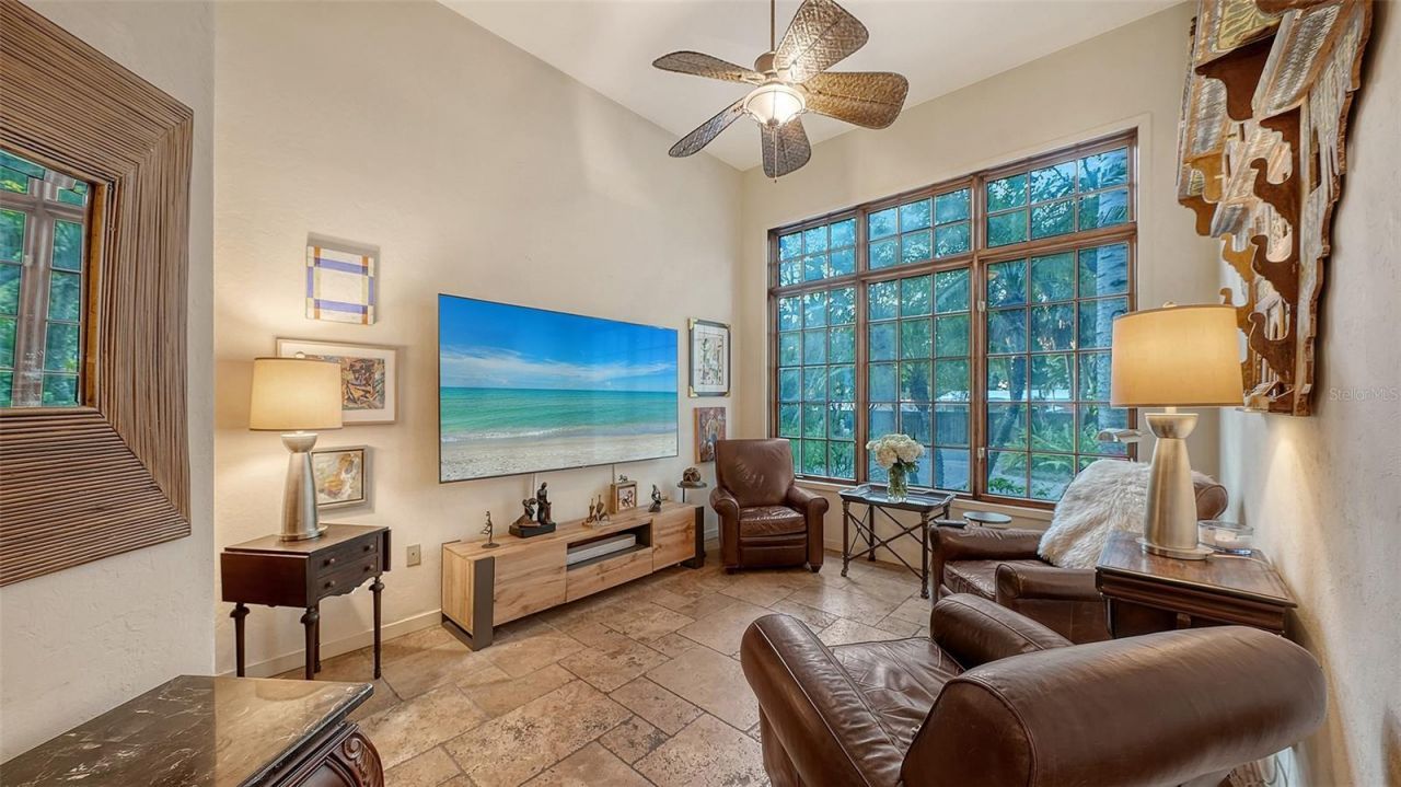 922 Indian Beach Drive, Sarasota, FL 34234 Photo