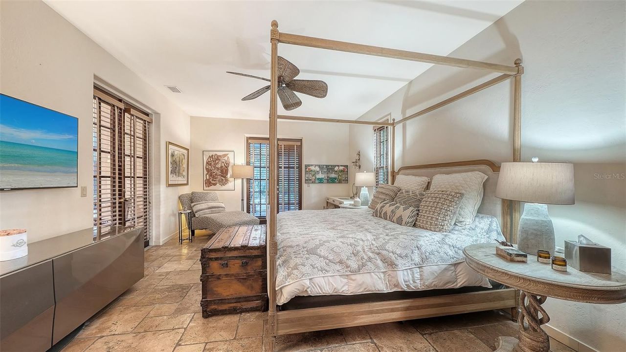 922 Indian Beach Drive, Sarasota, FL 34234 Photo