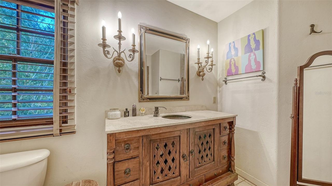 922 Indian Beach Drive, Sarasota, FL 34234 Photo