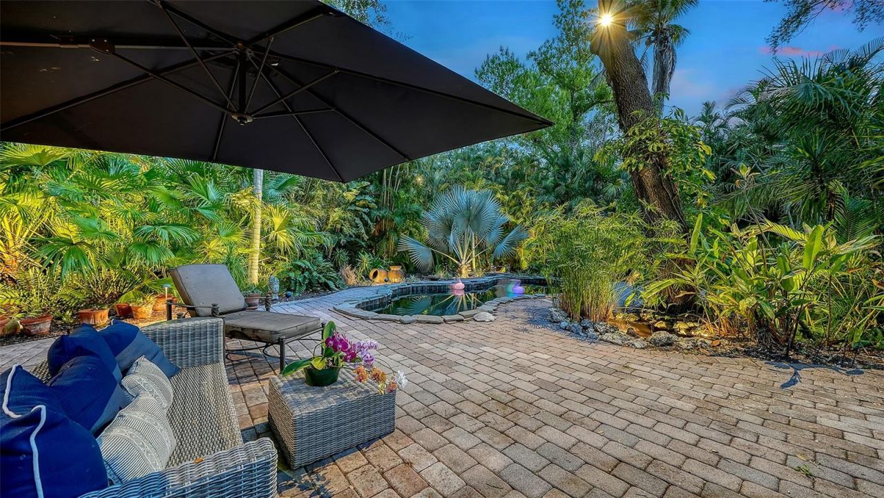 922 Indian Beach Drive, Sarasota, FL 34234 Photo