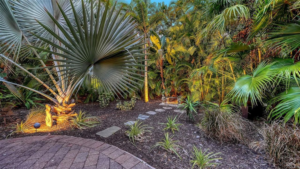 922 Indian Beach Drive, Sarasota, FL 34234 Photo