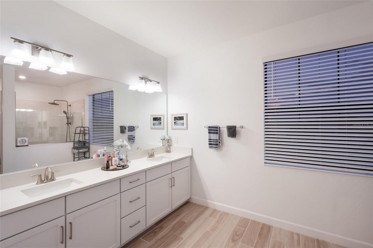 4913 Coastal Days Lane, Lakewood Ranch, FL 34211 Photo
