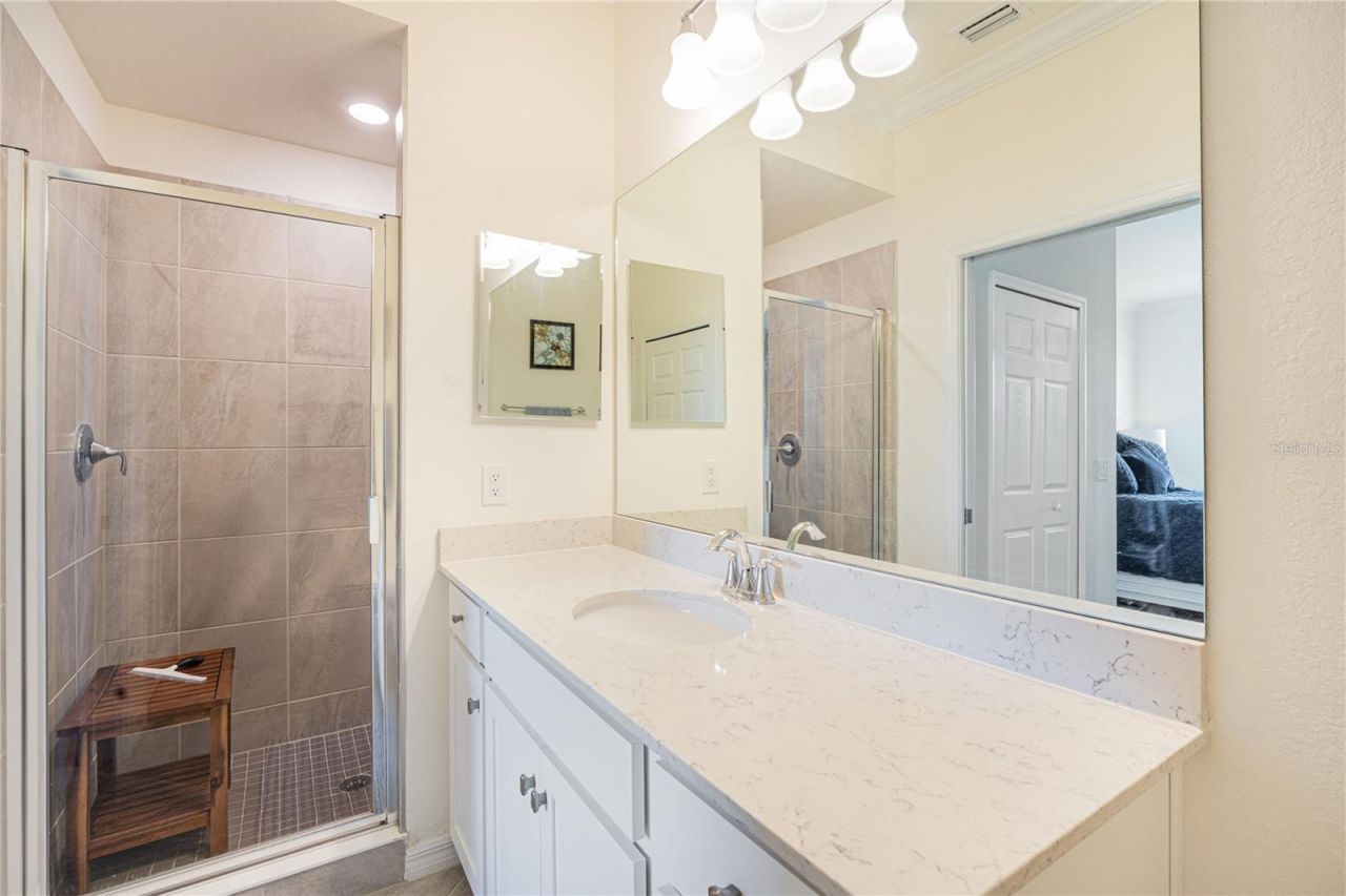 17724 Gawthrop Drive , Unit 301, Bradenton, FL 34211 Photo