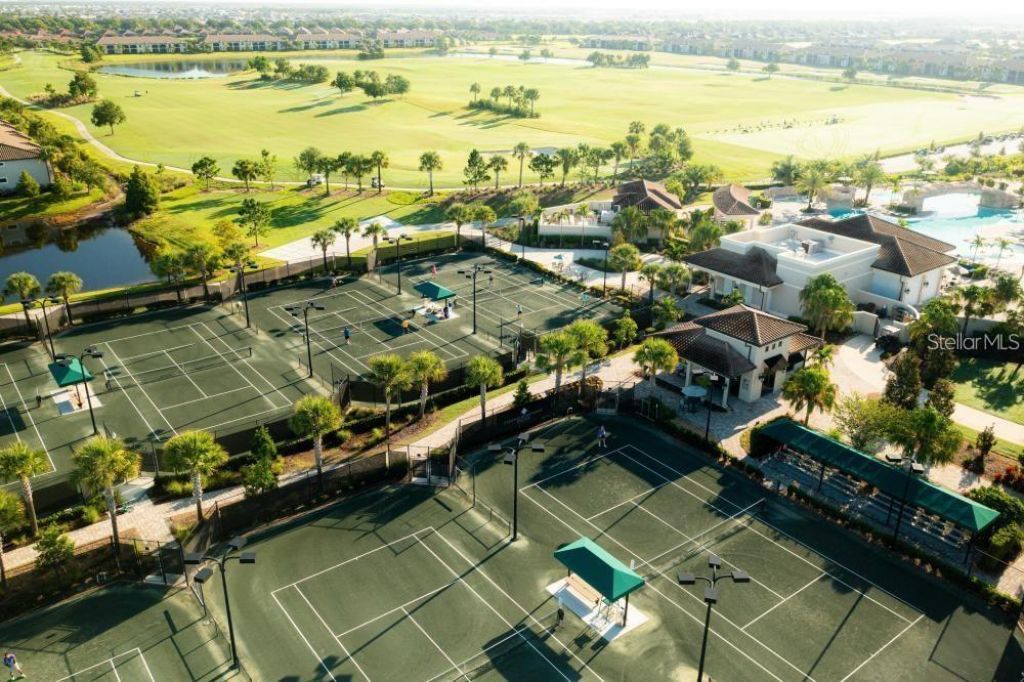 17724 Gawthrop Drive , Unit 301, Bradenton, FL 34211 Photo