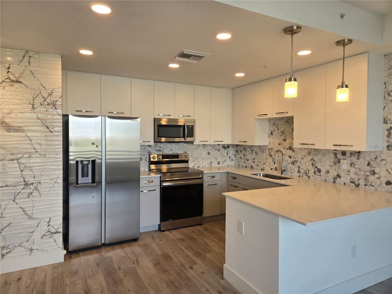1703 N Tamiami Trail, Unit B504, Sarasota, FL 34234 Photo