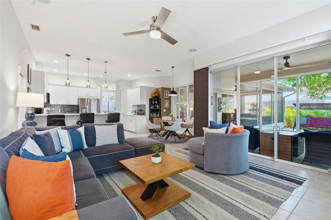 6130 55th Avenue Circle E, Bradenton, FL 34203 Photo