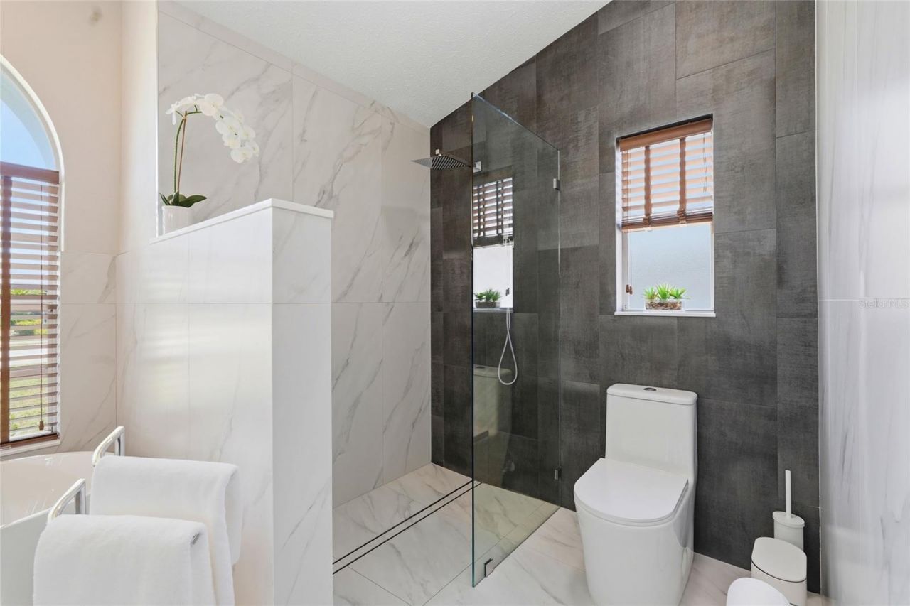 6130 55th Avenue Circle E, Bradenton, FL 34203 Photo