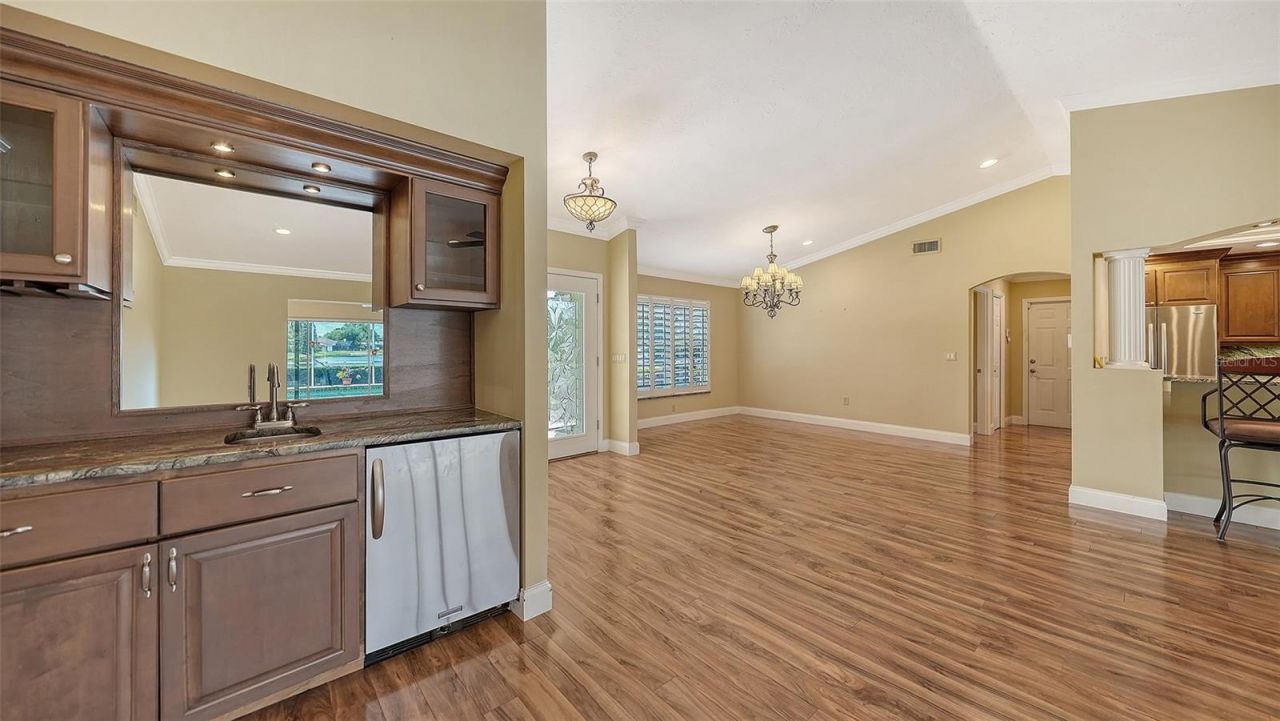 6921 Country Lakes Circle, Sarasota, FL 34243 Photo