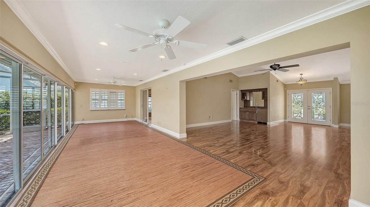 6921 Country Lakes Circle, Sarasota, FL 34243 Photo