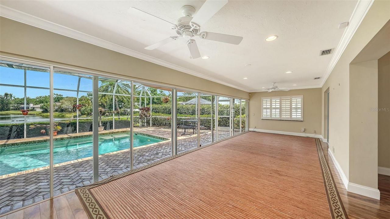 6921 Country Lakes Circle, Sarasota, FL 34243 Photo